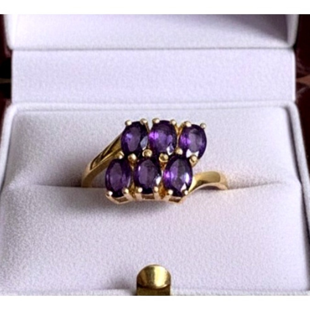 TGGC 14K GOLD PLATED Sterling Silver Ring OVAL PURPLE AMETHYST Offset Cluster 8